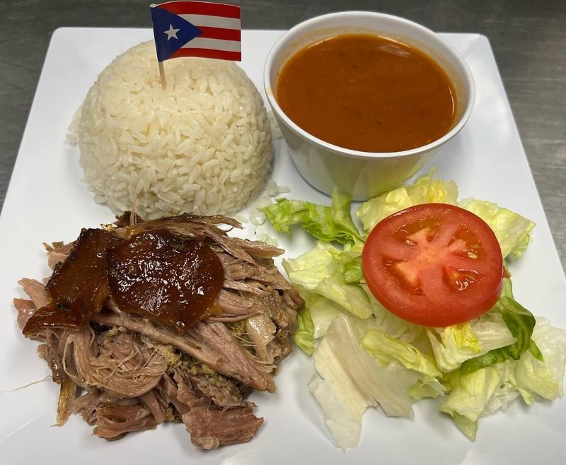 The $10 Lunch Menu That Overdelivers Every Time The $10 Lunch Menu That Overdelivers Every Time