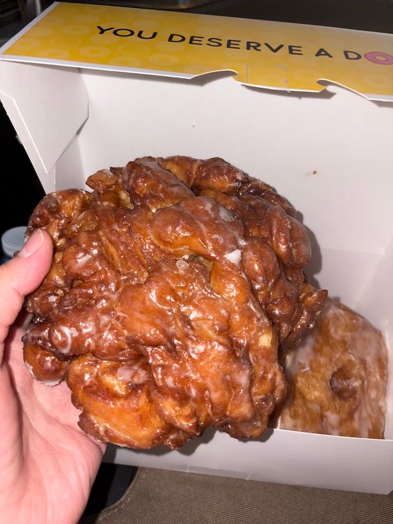 The Apple Fritter That Has People Talking