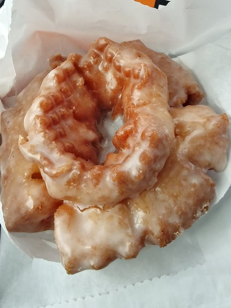 The Apple Fritter Worth a Detour The Apple Fritter Worth a Detour