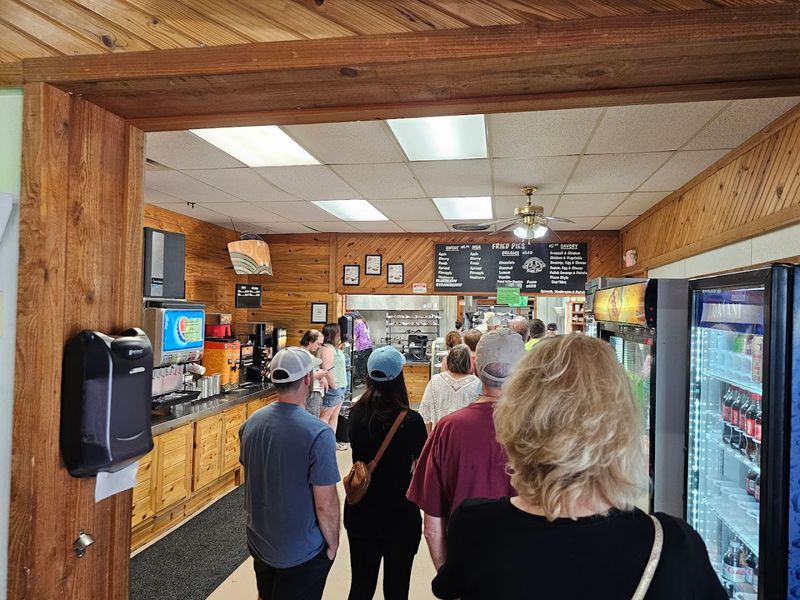 The Atmosphere Inside: Casual, Clean, and Genuinely Welcoming The Atmosphere Inside: Casual, Clean, and Genuinely Welcoming