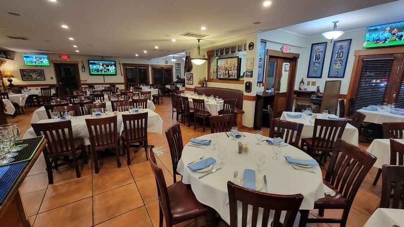 The Atmosphere Inside the Dining Room