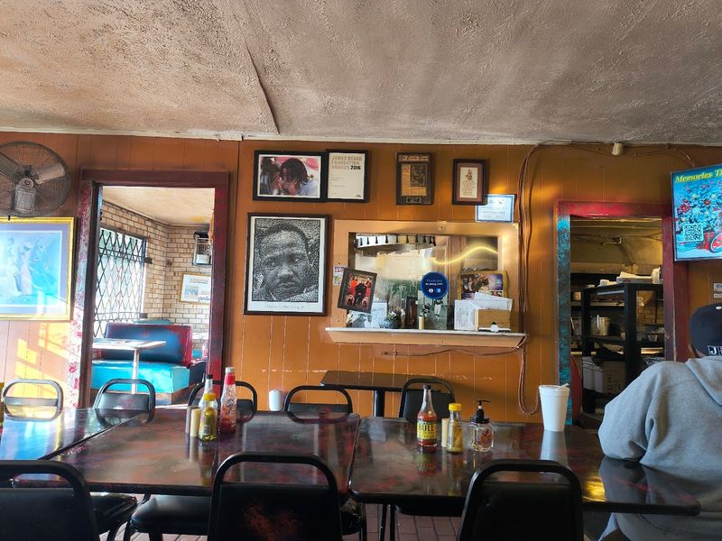The Atmosphere Inside the Dining Room