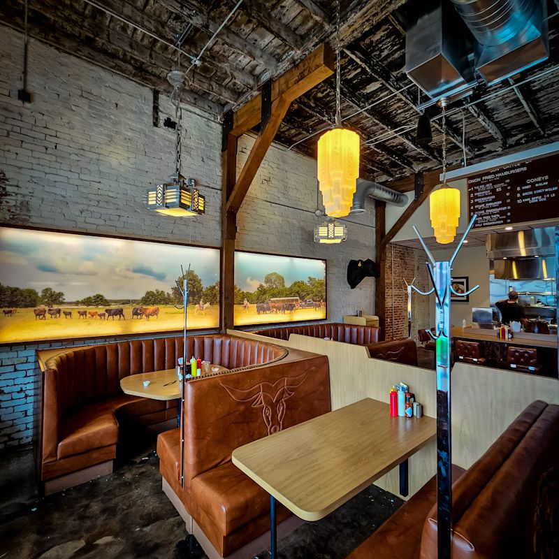 The Atmosphere and Vibe Inside the Dining Room