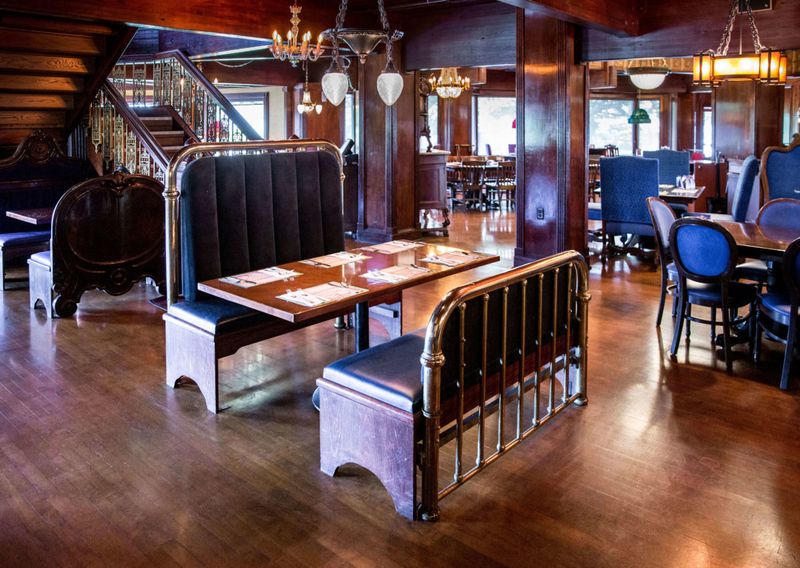 The Breathtaking Victorian and Antique Decor Throughout The Breathtaking Victorian and Antique Decor Throughout