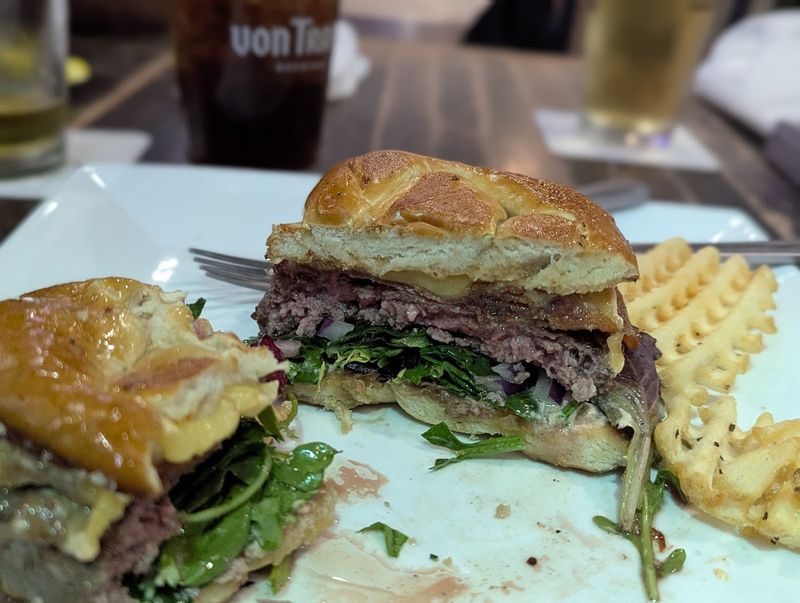 The Burger Menu That Keeps People Coming Back The Burger Menu That Keeps People Coming Back