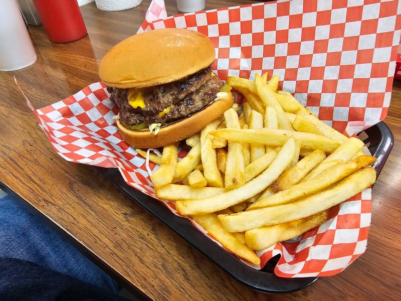The Burgers That Keep Everyone Coming Back