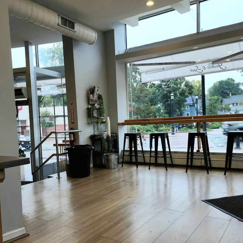 The Cafe Atmosphere Worth Knowing About