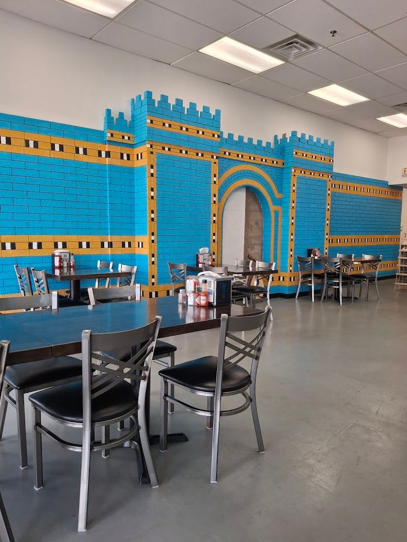 The Castle-Themed Dining Room You Did Not Expect