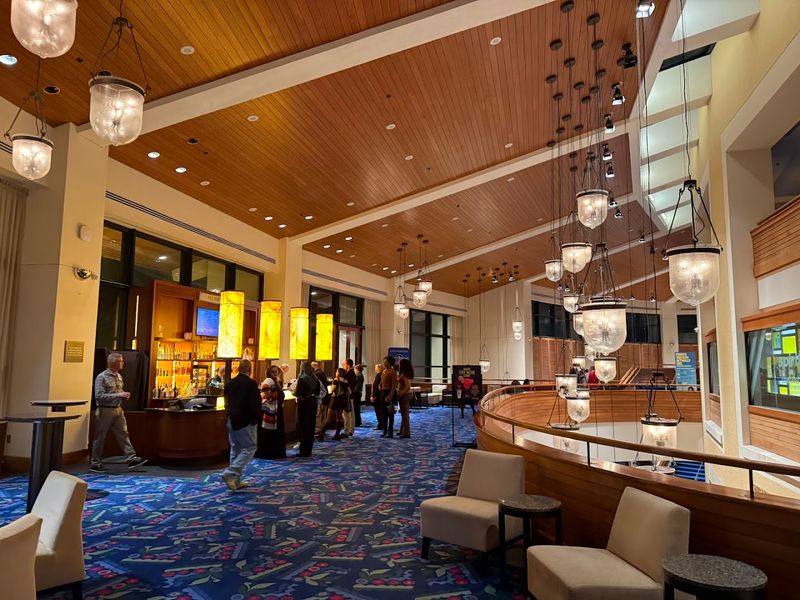 The Club Level Lounge and Premium Amenities