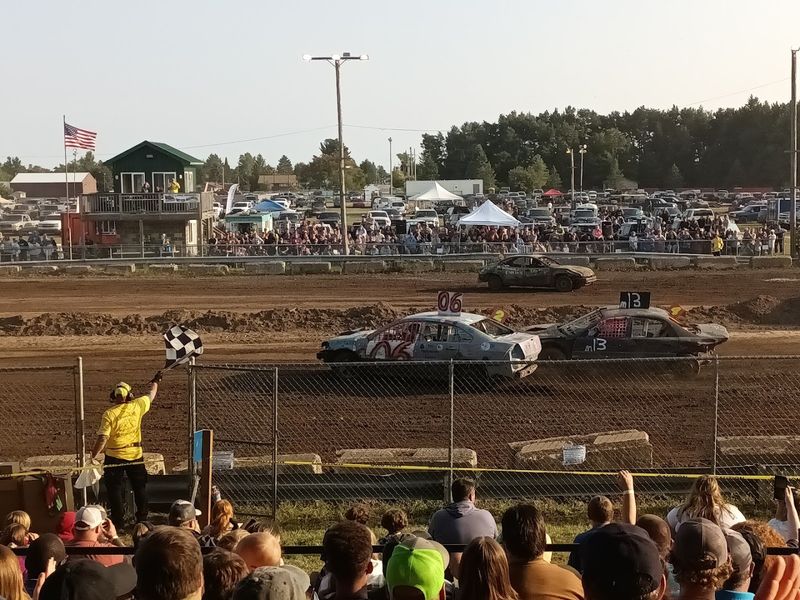 Grandstand Events That Draw Real Crowds