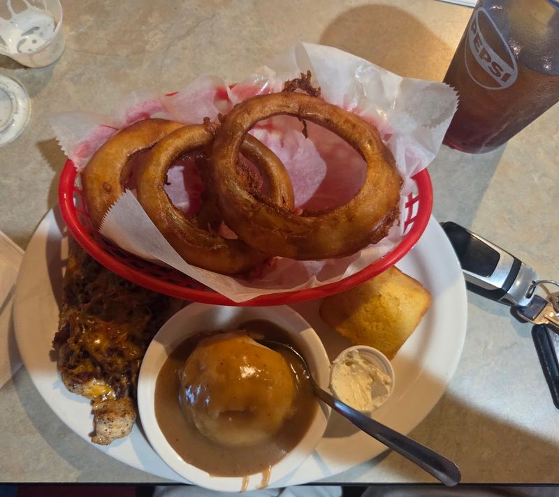 The Famous Onion Rings Worth Ordering Twice The Famous Onion Rings Worth Ordering Twice