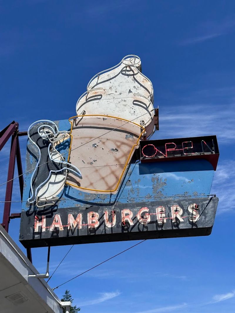 The Final Word on Why This Drive-In Earns Its Reputation The Final Word on Why This Drive-In Earns Its Reputation