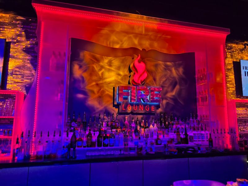 The Fire Lounge That Balances Everything Out The Fire Lounge That Balances Everything Out