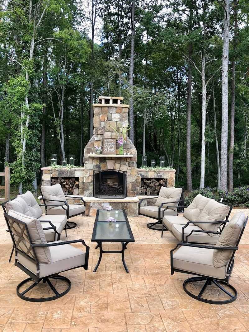The Fireplace Patio That Sets the Mood All Night Long