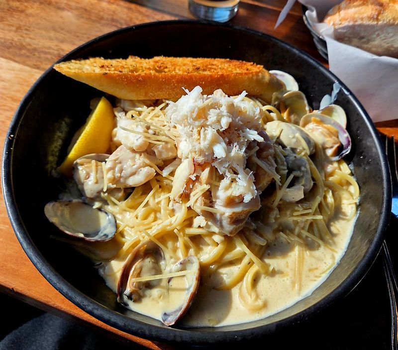 Pasta Dishes That Hold Their Own Against the View
