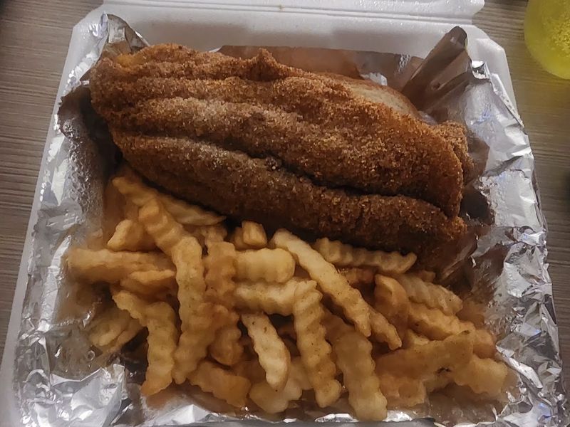 The Fried Catfish That Earns Its Reputation The Fried Catfish That Earns Its Reputation