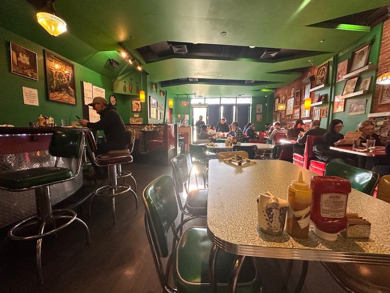 The Friendly Toast - Boston (Back Bay & Cambridge)