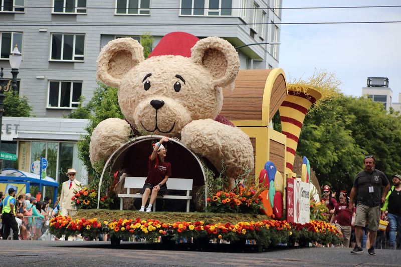 The Grand Floral Parade: A Moving Garden Through Downtown The Grand Floral Parade: A Moving Garden Through Downtown