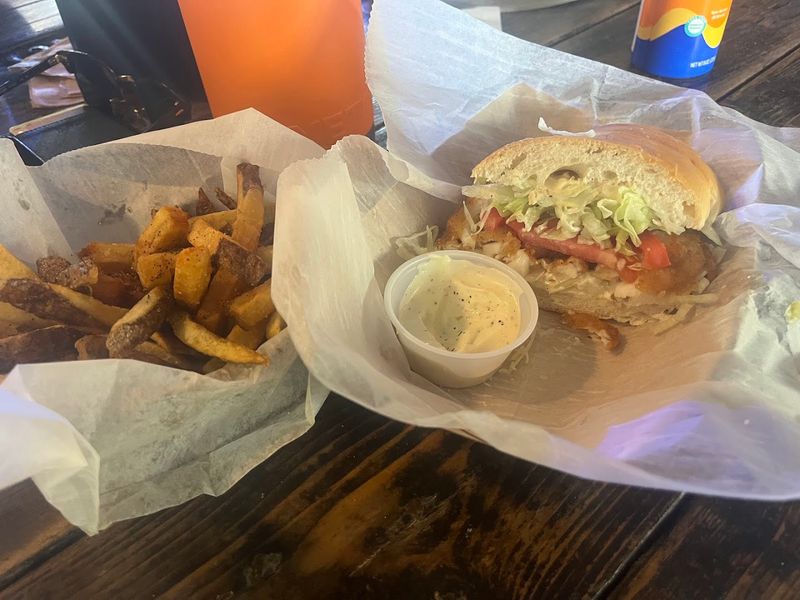 The Grouper Sandwich That Gets All the Attention The Grouper Sandwich That Gets All the Attention
