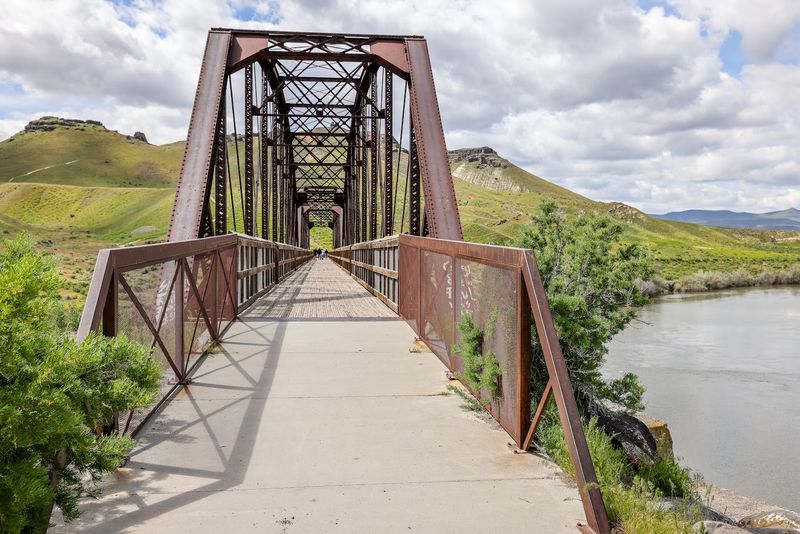 The Guffey Railroad Bridge and Its Remarkable Past The Guffey Railroad Bridge and Its Remarkable Past