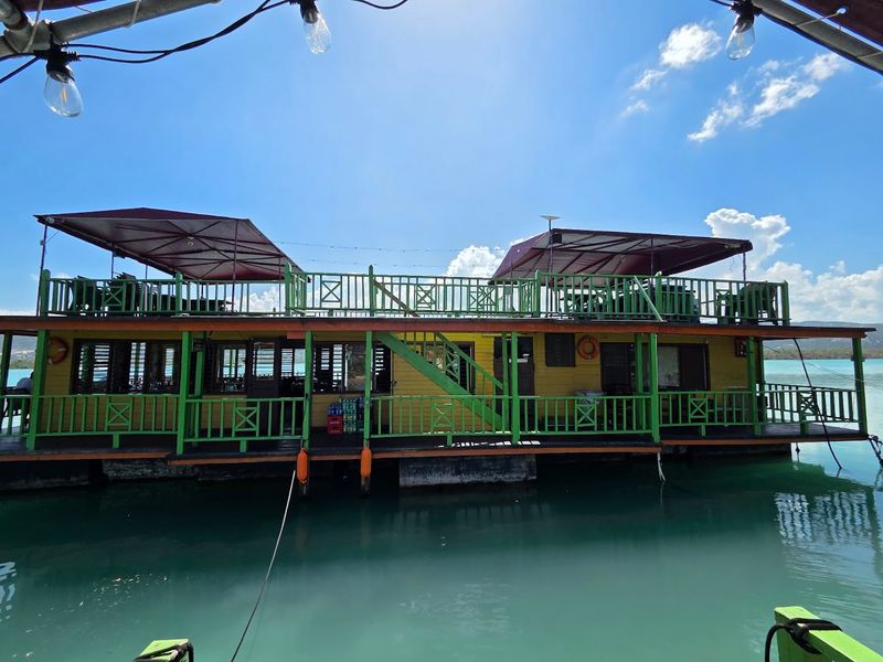 The HouseBoat Grill, Montego Bay