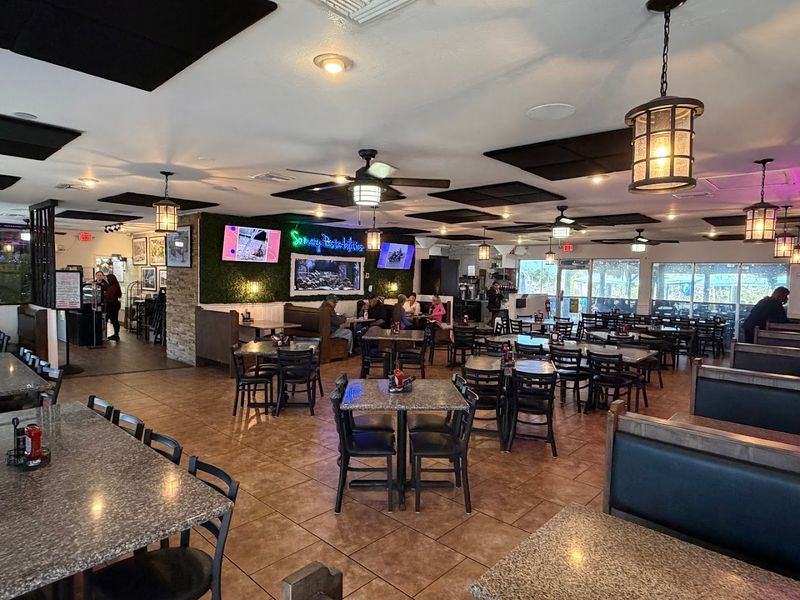 The Indoor Dining Room Atmosphere The Indoor Dining Room Atmosphere