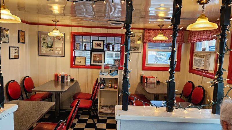 The Interior That Makes Every Other Retro Diner Look Like It Is Trying Too Hard The Interior That Makes Every Other Retro Diner Look Like It Is Trying Too Hard