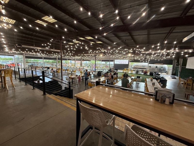 The Layout That Makes Group Dining Actually Work The Layout That Makes Group Dining Actually Work