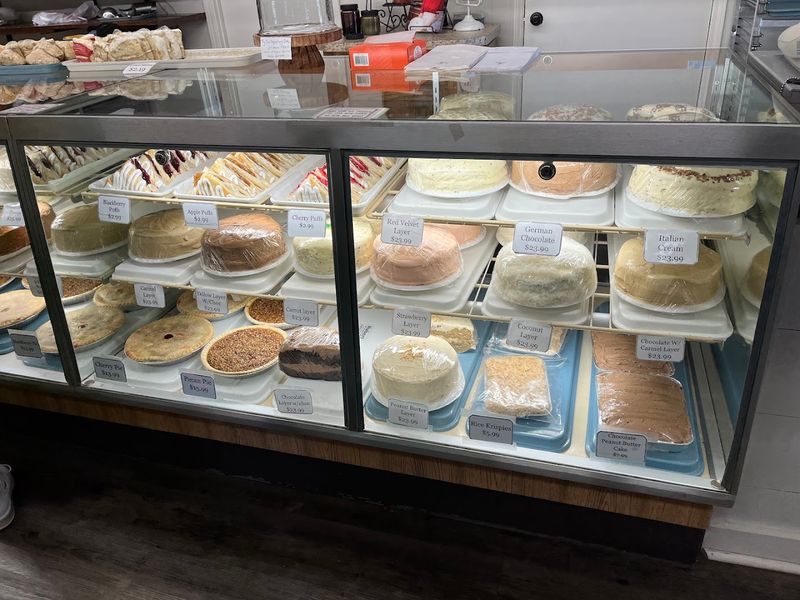 The Legendary Pound Cakes You Need to Try The Legendary Pound Cakes You Need to Try