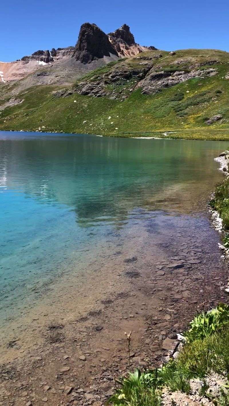 The Loop Option With Island Lake