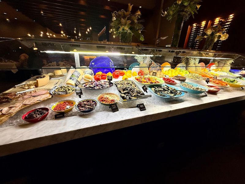 The Market Table Is More Than Just a Salad Bar