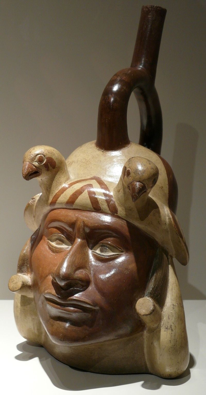 The Moche Elite Families (Ancient Peru)