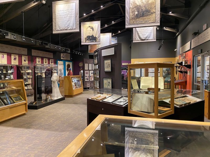 The Museum That Puts Everything in Context The Museum That Puts Everything in Context