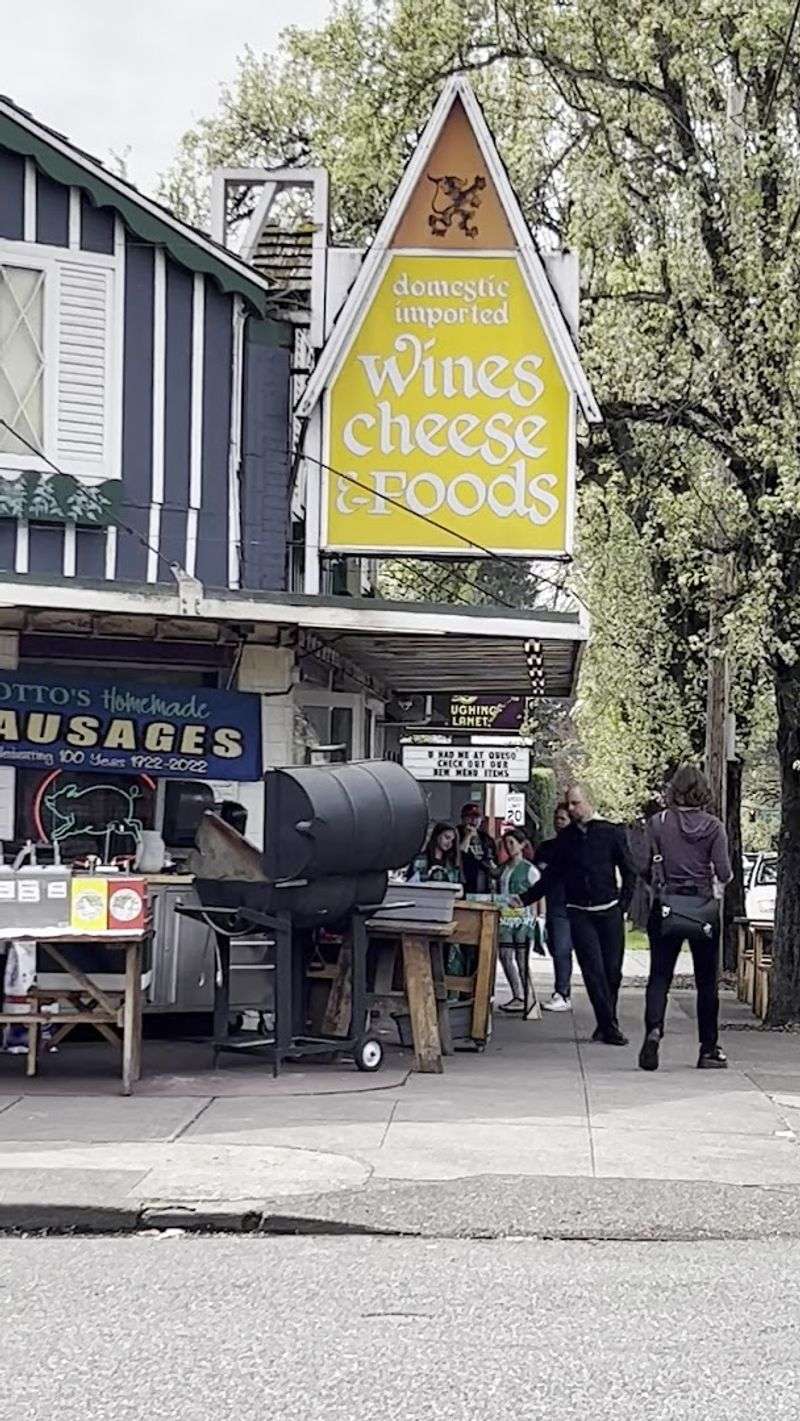 The Outdoor Grill: Rain or Shine, All Year Long The Outdoor Grill: Rain or Shine, All Year Long