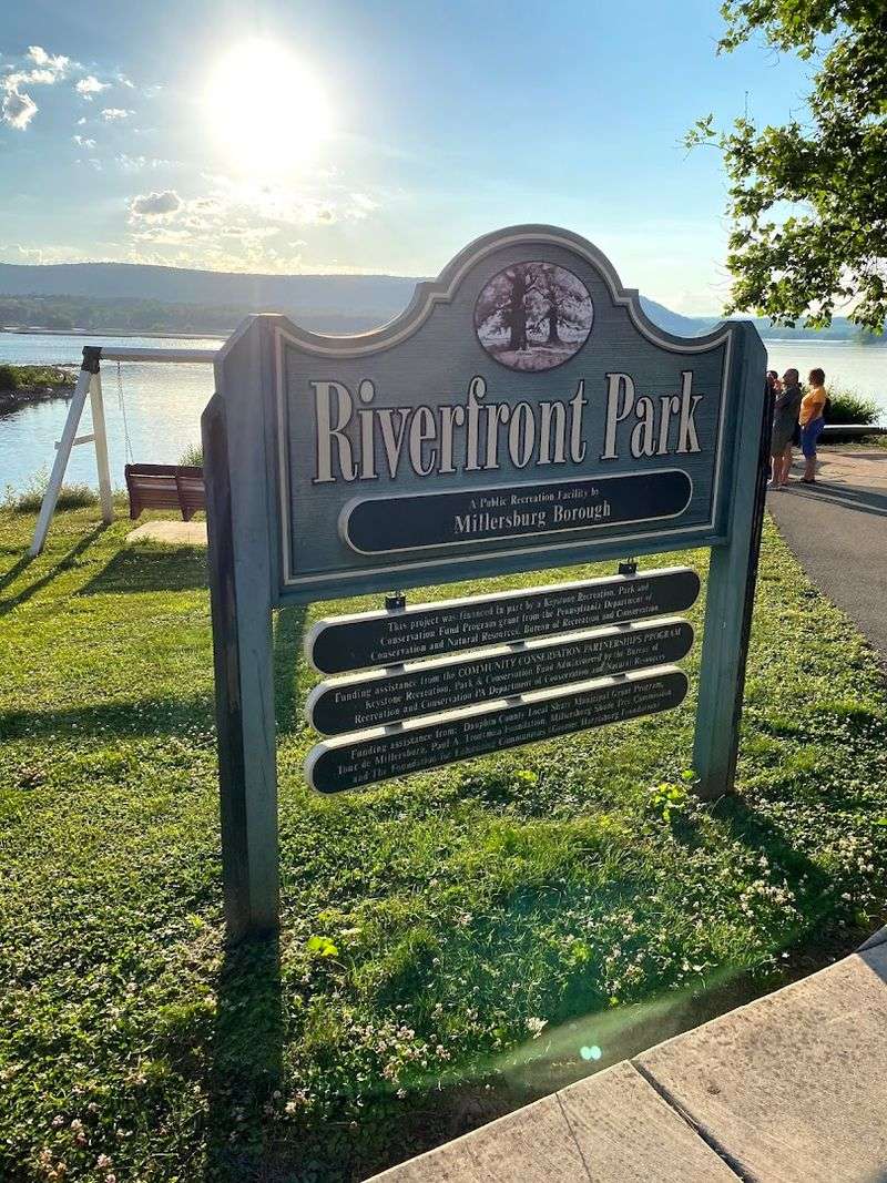 The Riverside Park on the Millersburg Side