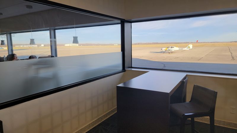 The Runway View That Keeps People Coming Back