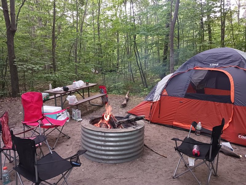 The Rustic Campground Setup That Sets the Tone