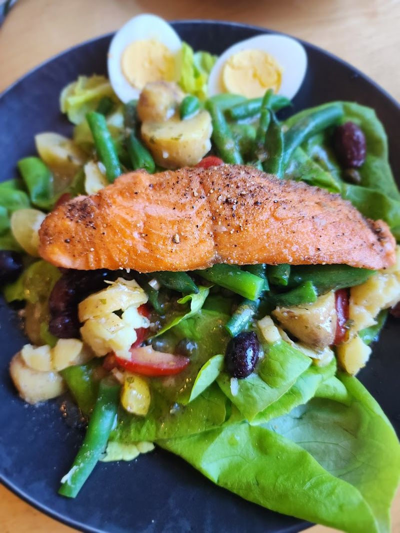 The Salade Nicoise and Seasonal Highlights: Fresh Flavors Done Right