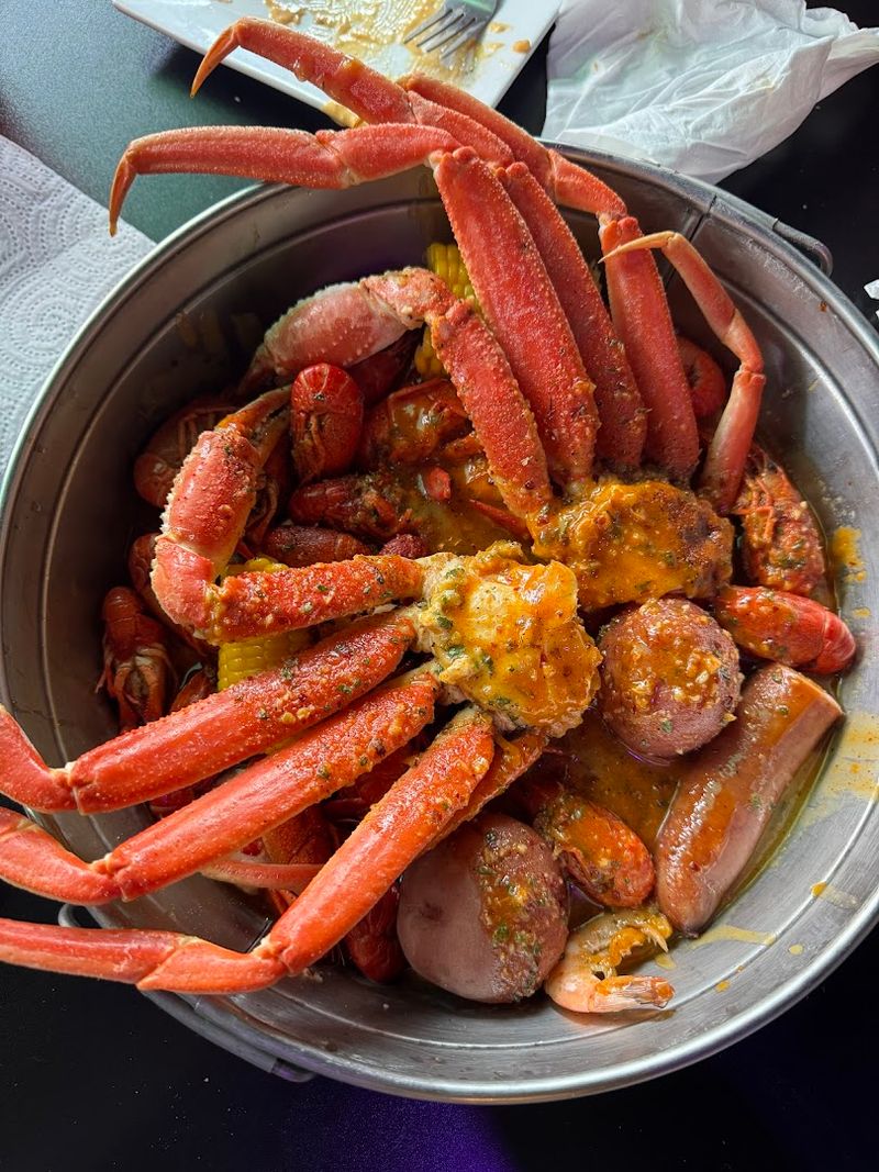 The Seafood Boil That People Drive Hours to Try