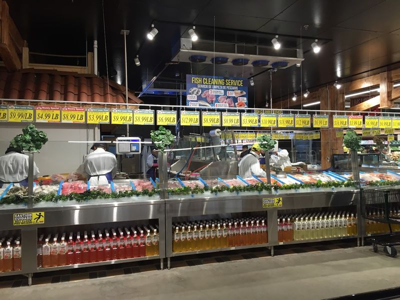 The Seafood Department Sets a High Bar The Seafood Department Sets a High Bar