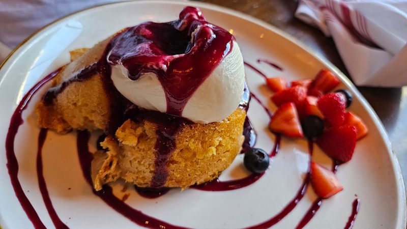 The Signature Warm Butter Cake With a Cult Following