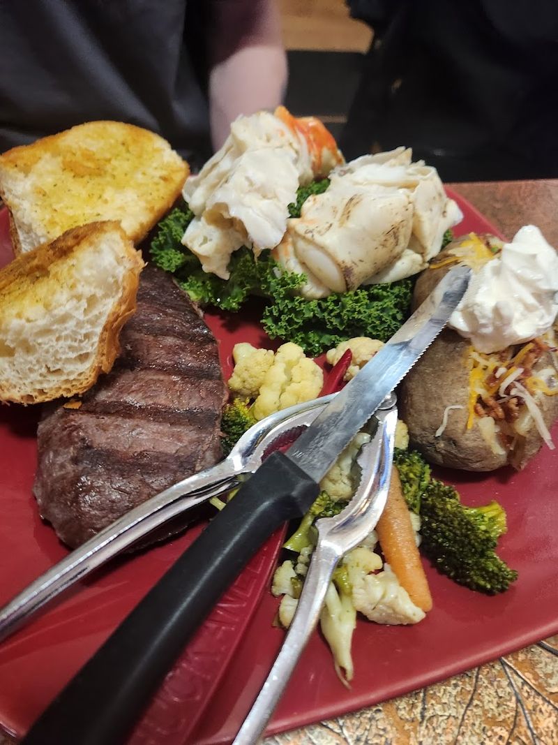 The Steaks That People Drive Out of Their Way to Eat