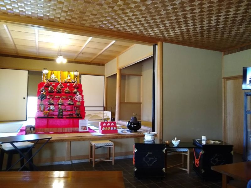 The Tea and Tour Option for Walk-In Visitors