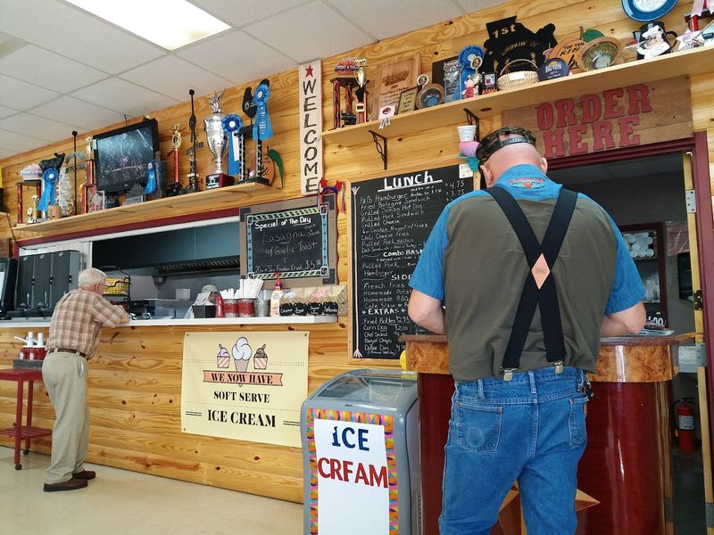 The Traders Deluxe Cafe Inside the Market