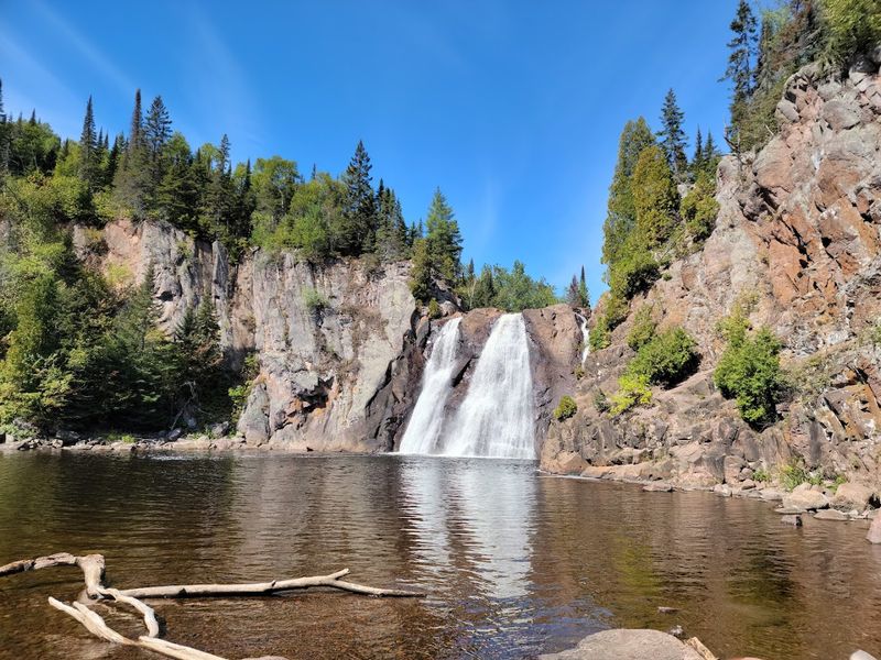 The Waterfalls That Make Hikers Go Speechless The Waterfalls That Make Hikers Go Speechless