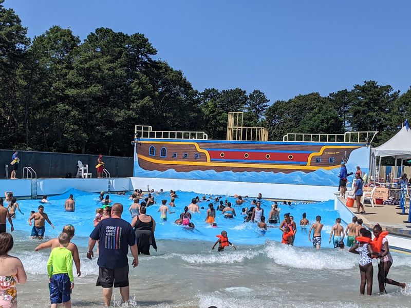 The Wave Pool and Lazy River Experience The Wave Pool and Lazy River Experience