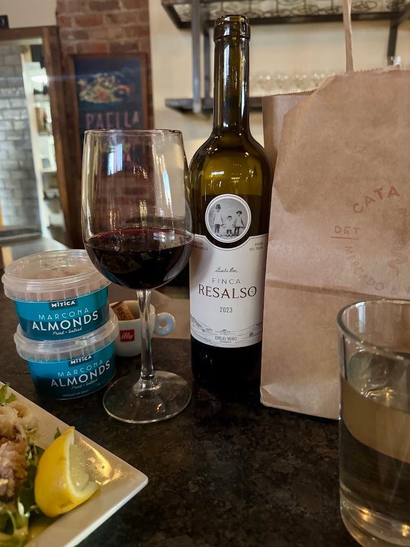 The Wine Club That Keeps the Relationship Going Between Visits