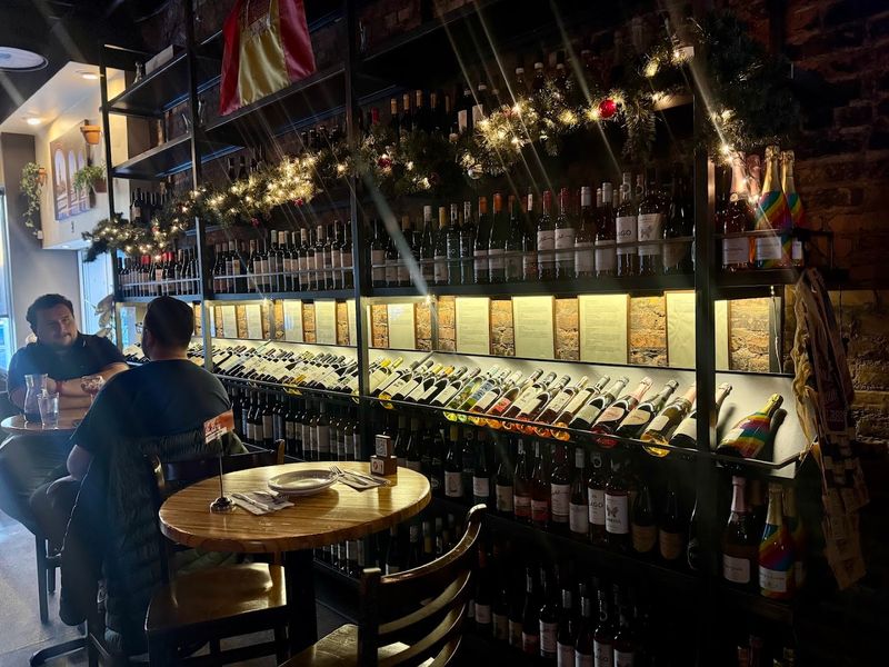 The Wine Club That Turns Regulars Into True Devotees