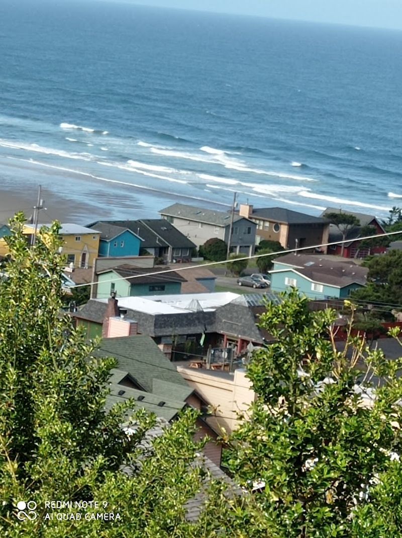 The Yachats Commons and Community Culture