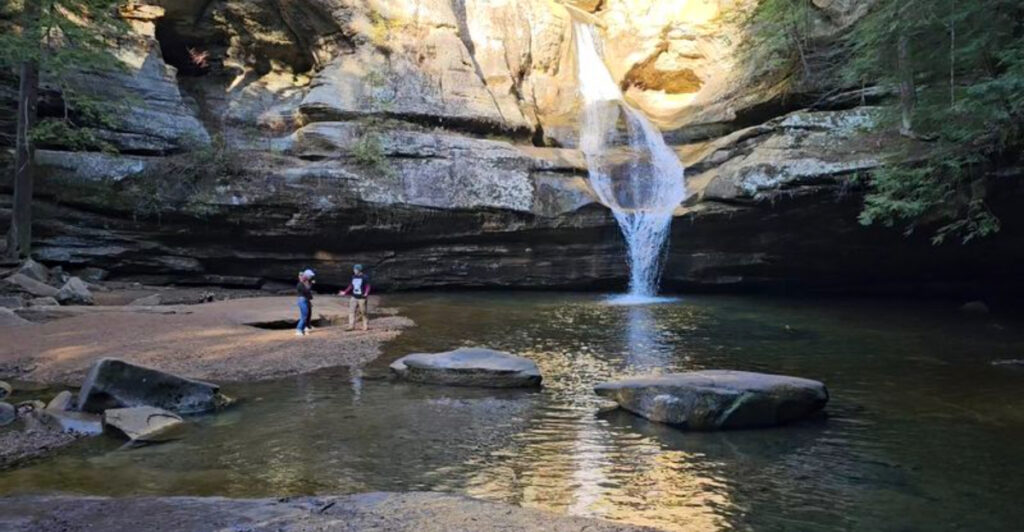 These 15 Ohio Wildflower Walks and Trails Are a Must for a May Escape